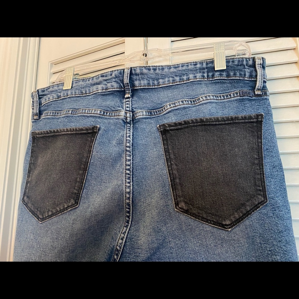 Lucky Brand Black Pocket Chewed Hem Blue Jeans Size 14/32